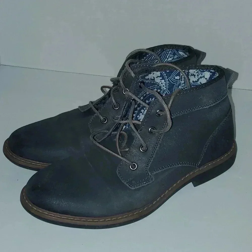 Penguin Melvin leather boots sz 9.5